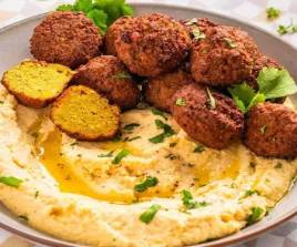 FALAFEL & HUMMUS  